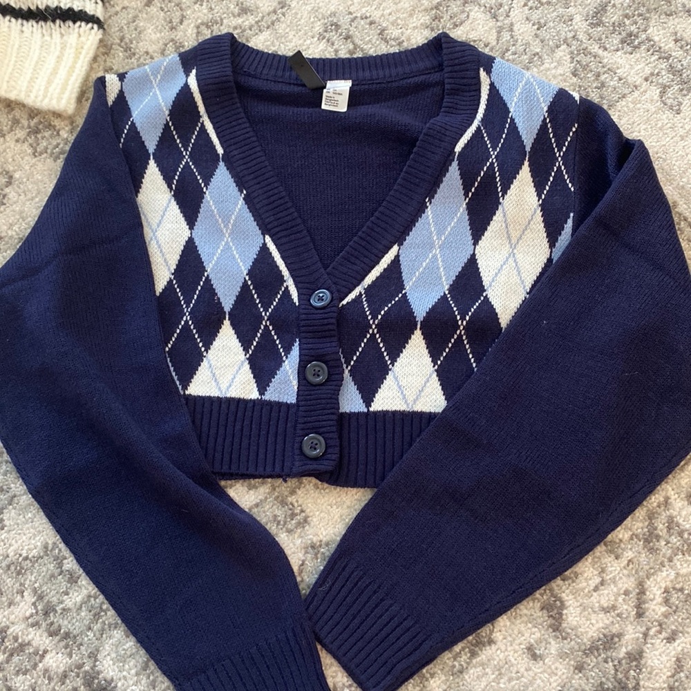Cropped sweater